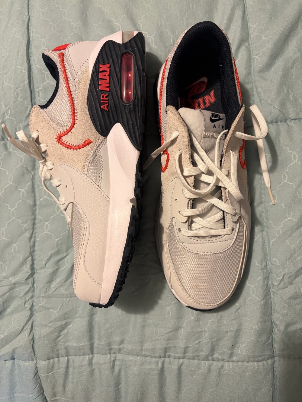 Nike Sneakers in White with Red and Black Accents 6.5 y or 8 women’s